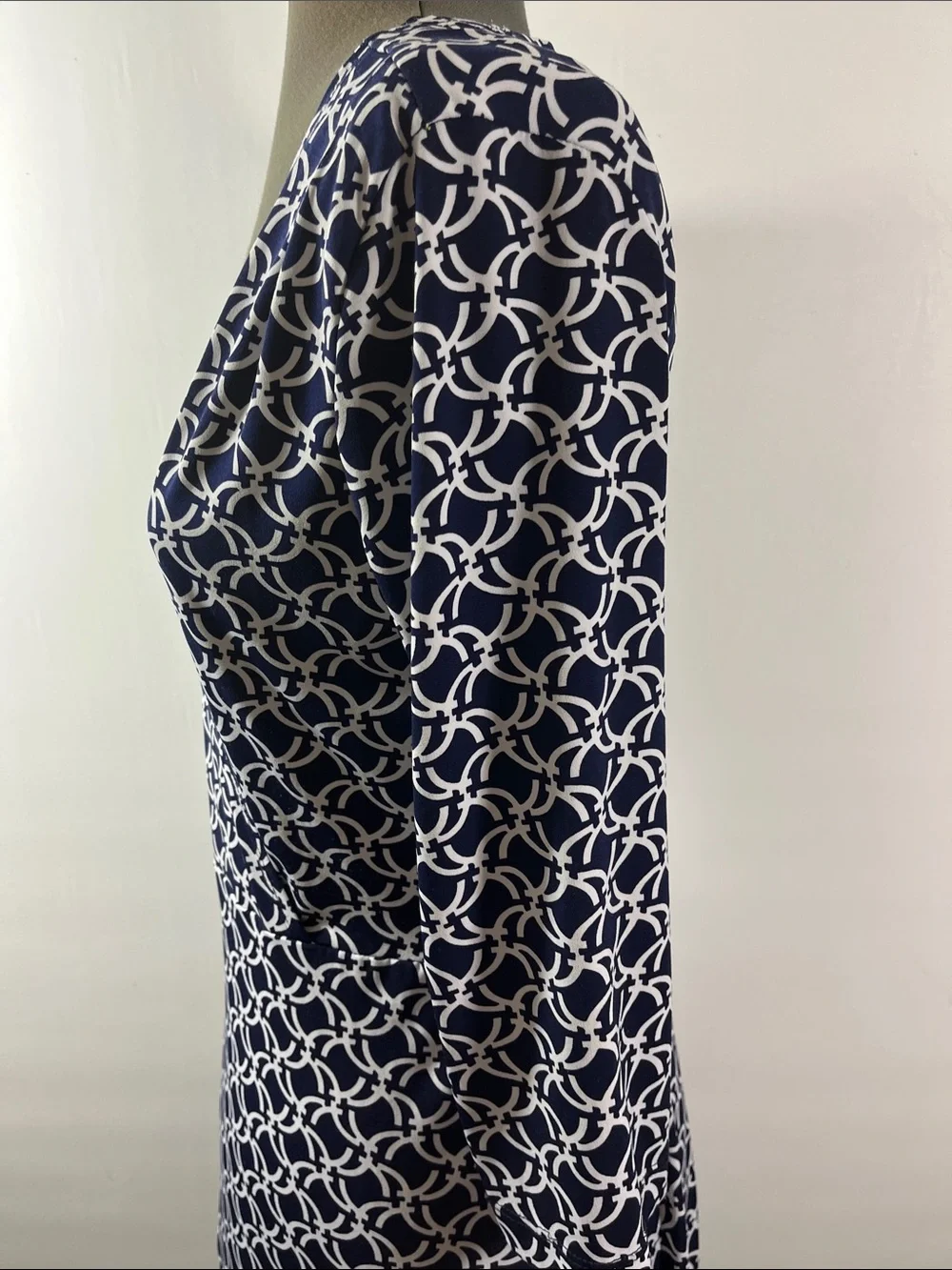 Scarlett Women Dress Navy & White Geometric V-Neck Midi Size 10. - Picture 5 of 9